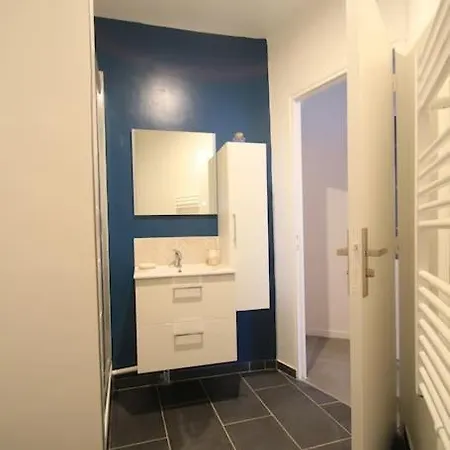 Apartment Sete: 2 Pieces Au Calme, 5min Du Coeur De *